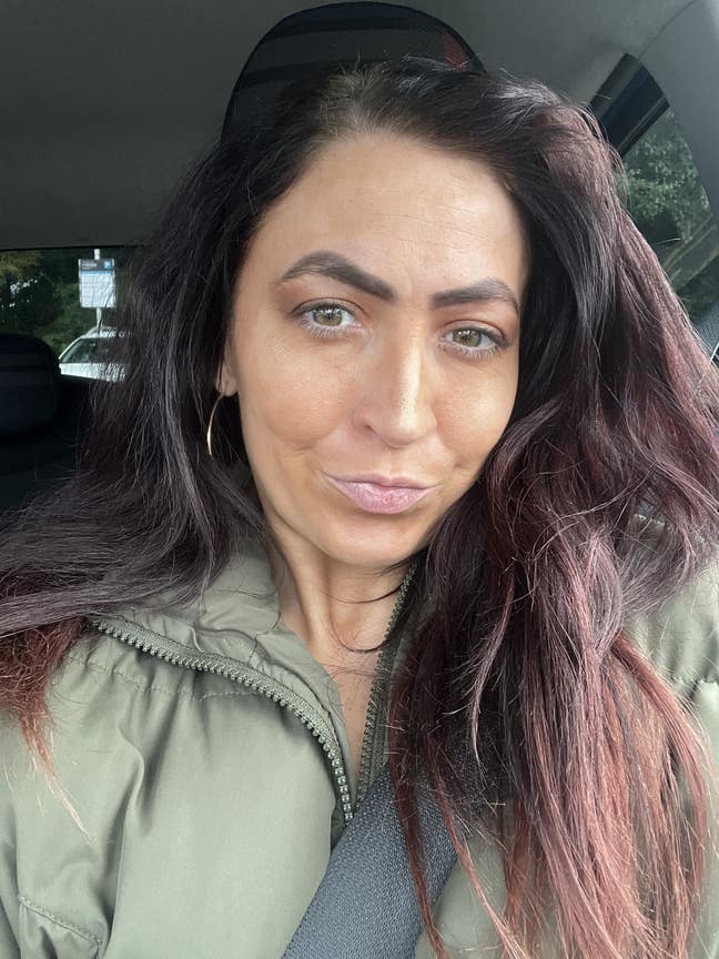 I am a professional friendly female aged 29. ... Main Photo