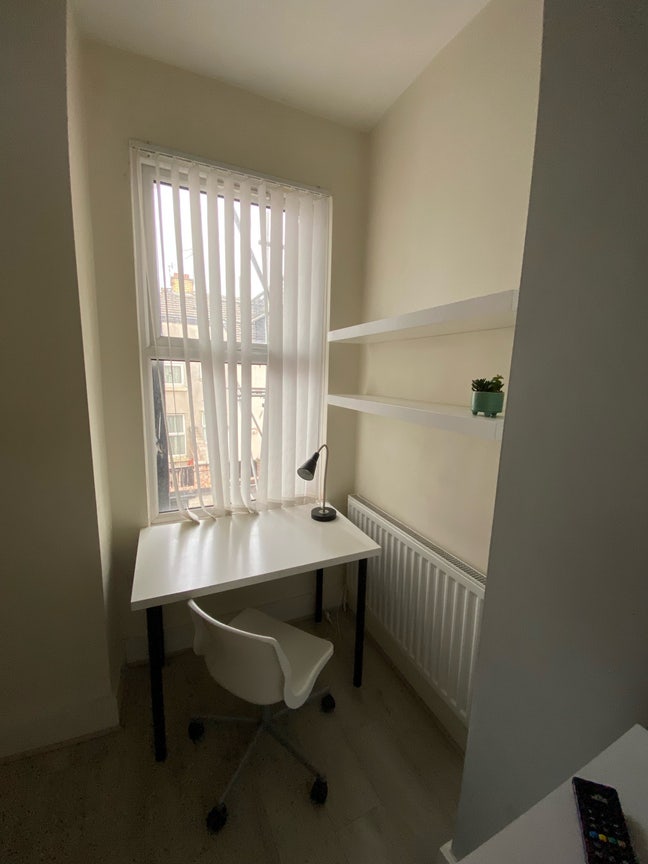 Double room in Kensington Main Photo