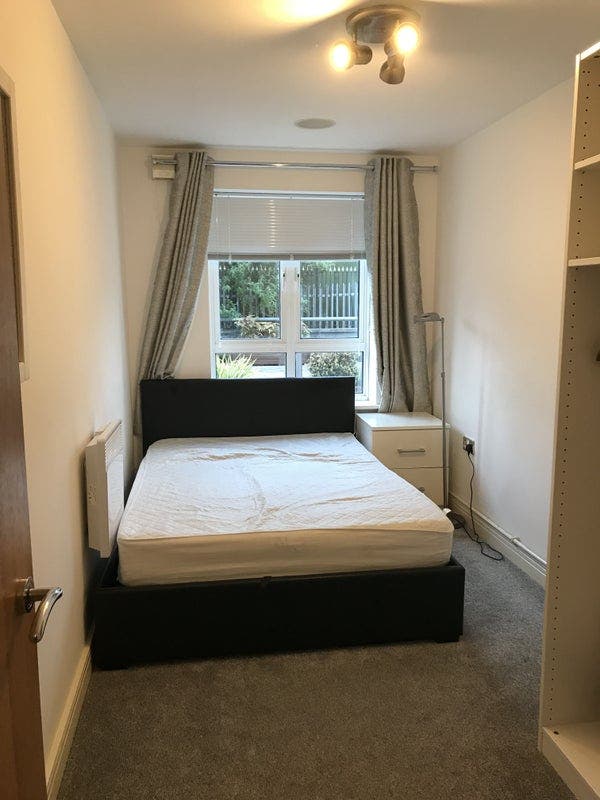 1 Double Room Available £925 Including Bills  Main Photo