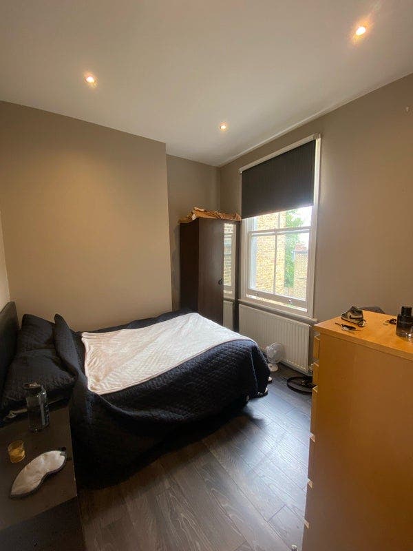Sunny Room in Maida Vale  Main Photo