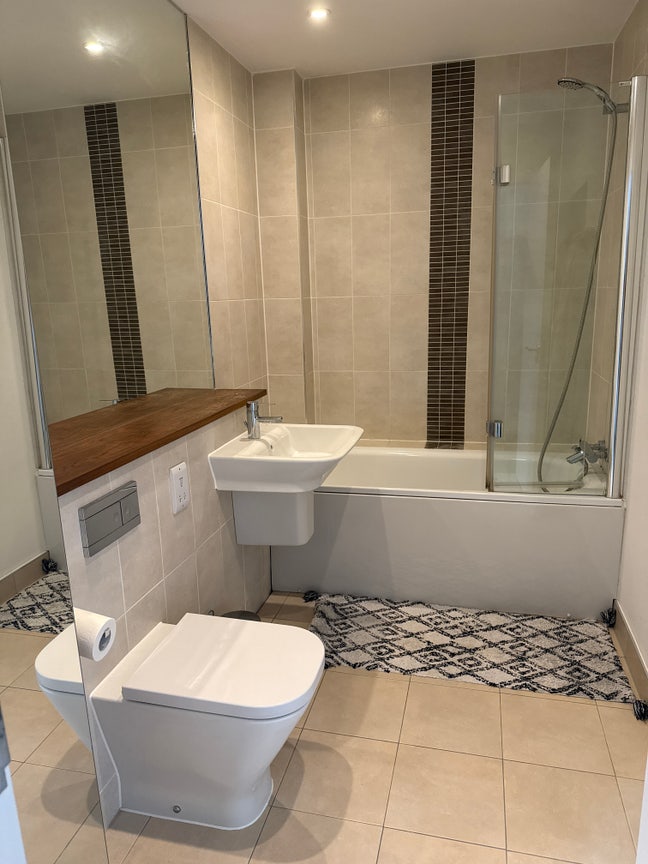 Reduced - Double Room in High Spec Property Main Photo