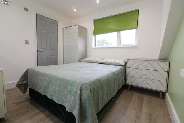 ***LOWER FORD - Brand New en-suites CV1!!*** Main Photo