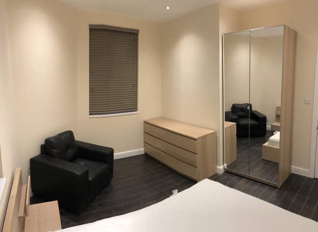 Double 5 mins to city or train 550pcm  inc bills   Main Photo