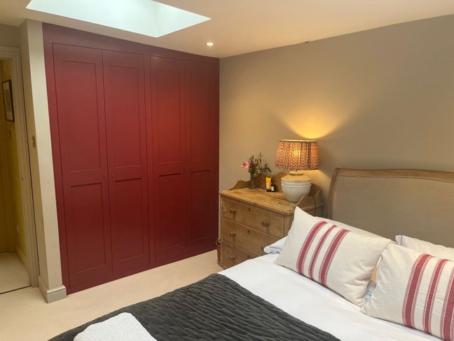 Double Room for rent in Clapham South Main Photo