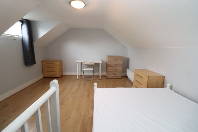  Cozy Double Room-Lewisham-10 minutes to zone 1 Main Photo
