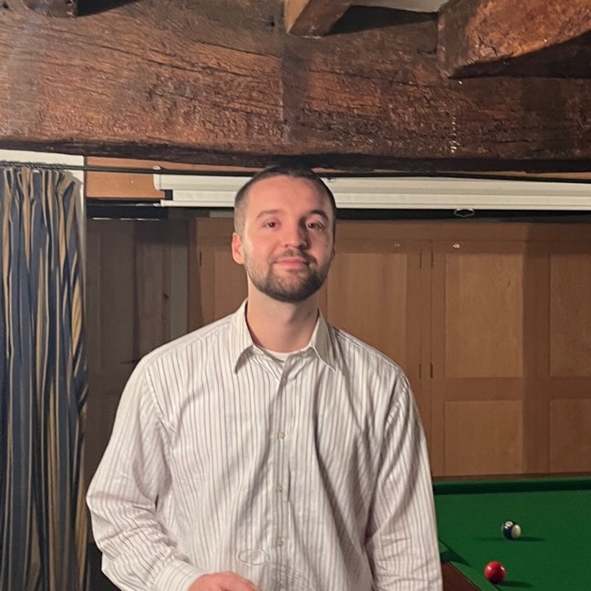 Chilled and clean professional looking for a room! Main Photo