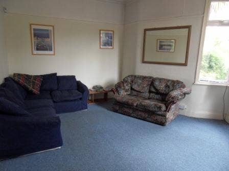 Excellent location for train, Headingley & Leeds. Main Photo