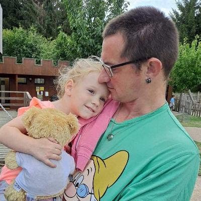 I am a male aged 43. I am looking for a singl... Main Photo
