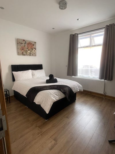 Newly Refurbished 4 Bedroom Terraced House   Main Photo