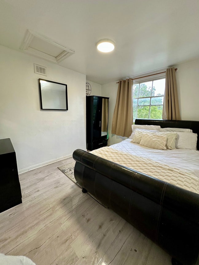 2 Bedroom Flat, Holloway/Highbury Female Preferred Main Photo