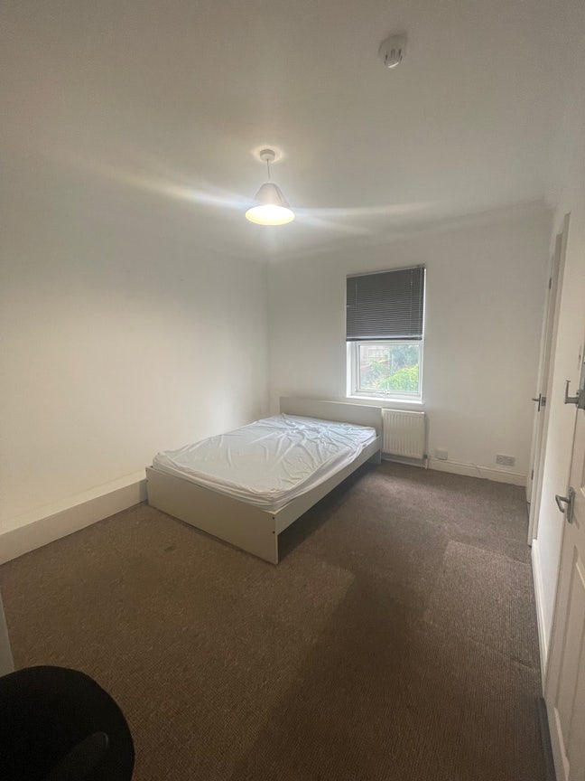 Double en-suite room all bills incl!!! RG2 ODH Main Photo