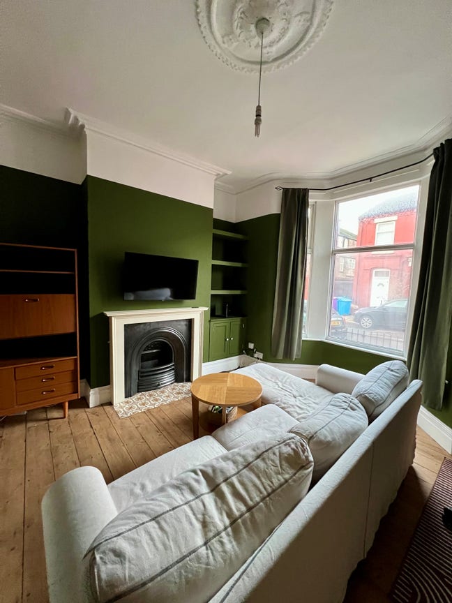 Double room available just off Smithdown  Main Photo
