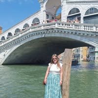 Spanish MLA in need of flatmates Main Photo