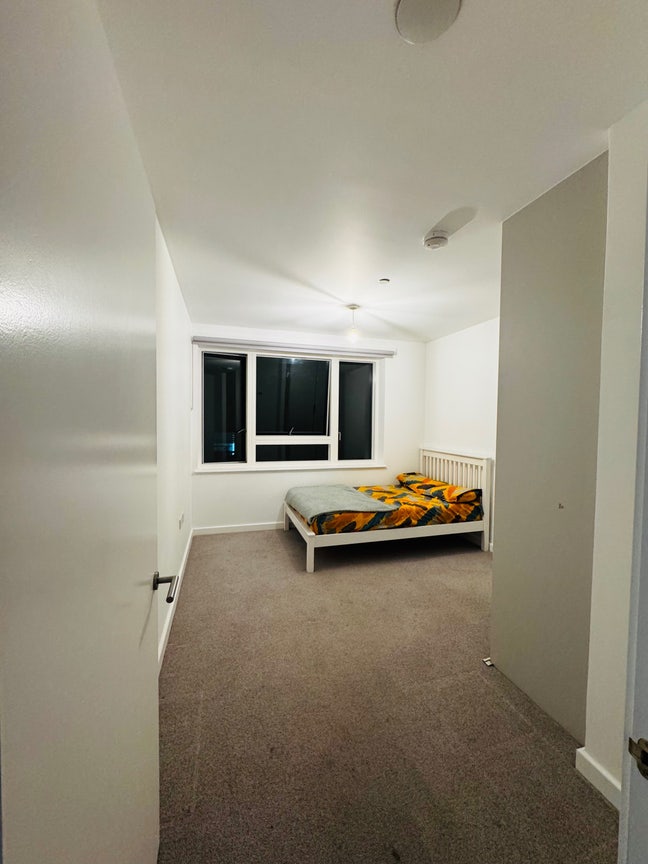 Double Bed Room For Rent Main Photo
