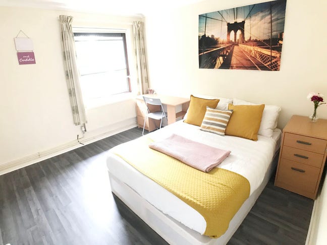 Exquisite Double Room in a Well-Designed Flat Main Photo