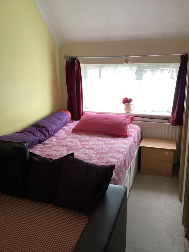 En-Suite with Kitchenette  Main Photo