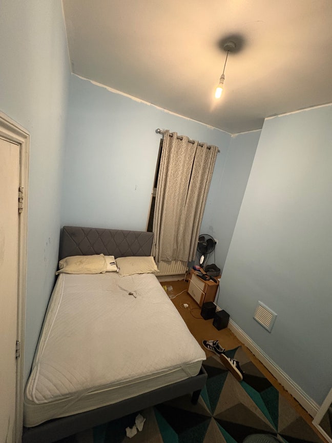 Single room for one person for rent  Main Photo