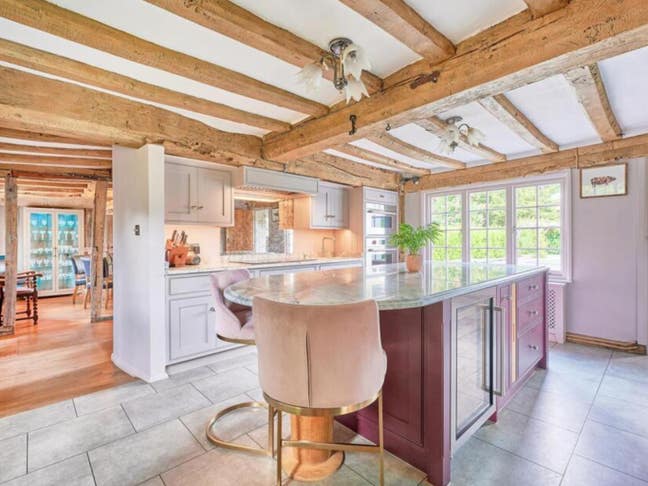 Sharer for My Luxury Home Main Photo