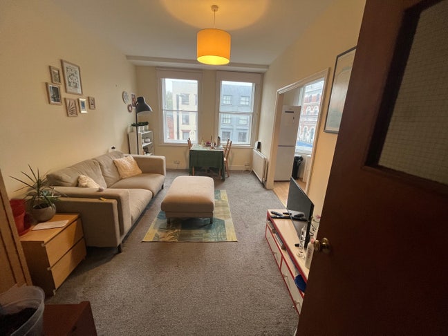 Double Room in Shared Flat near Highbury Main Photo