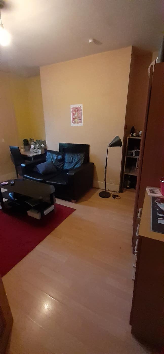 SEMI self contained 1bed flat 15min London bridge  Main Photo