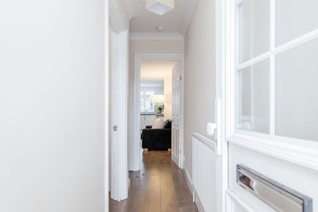 Modern, Clean, Safe and Secure Double (TR) Main Photo