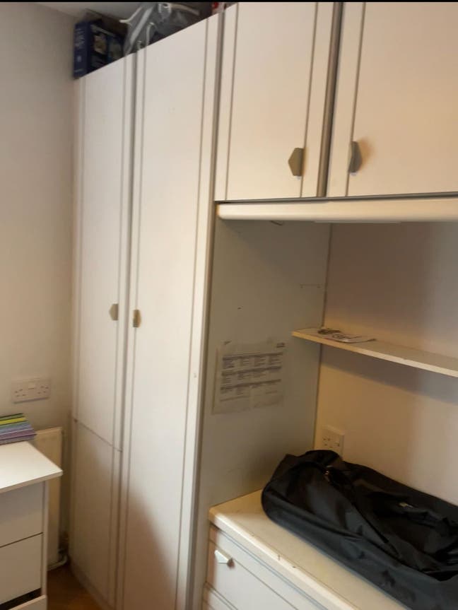 A single bedroom available to rent  Main Photo