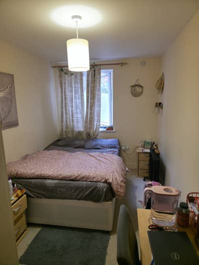 Double bedroom room Available near JR hospital  Main Photo