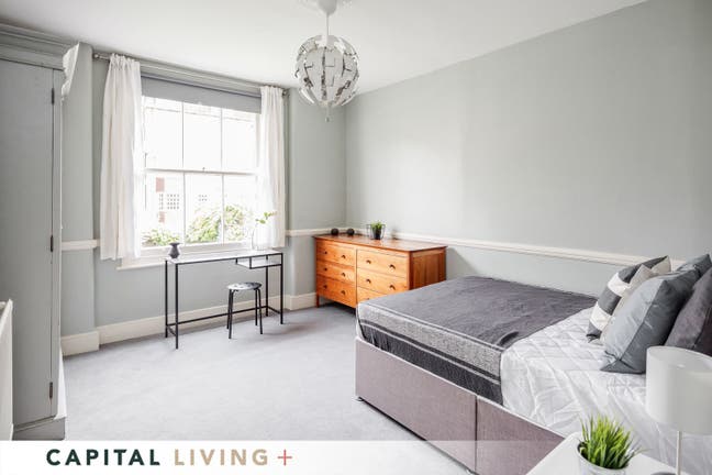 Lovely large room in Clapham for £1258 bills inc Main Photo