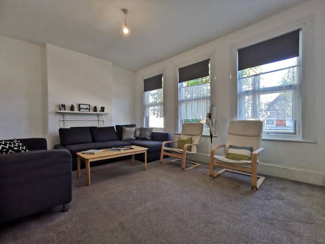 Beautiful 2 Bed Flat Willesden  NW10 9TJ Main Photo