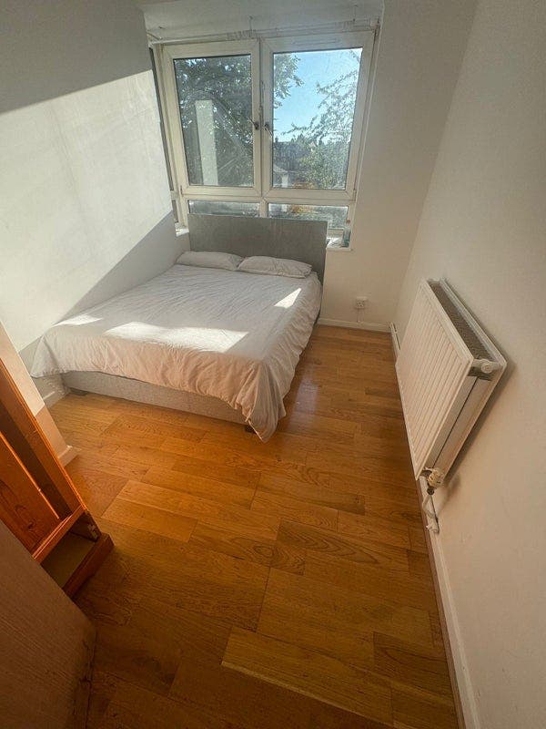 Lovely Double Room in West Norwood Main Photo