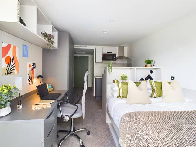 Silver Studio at The Edge - Student Accommodation Main Photo