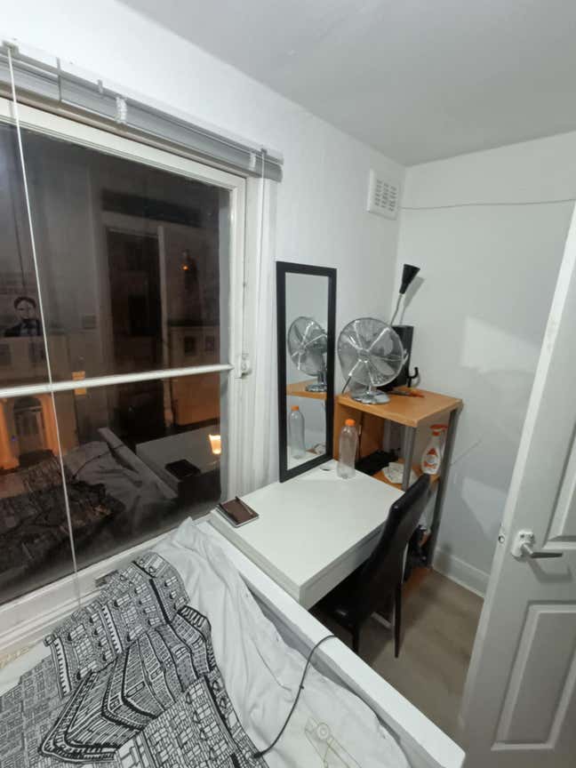 Single Room in Portobello Road (Notting Hill)  Main Photo