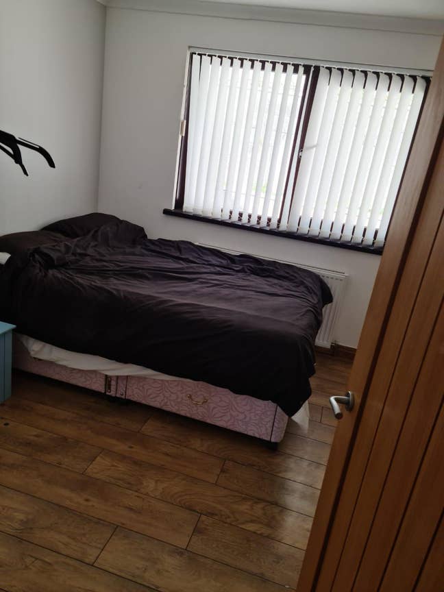 Modern home in a nice area of  port talbot  Main Photo