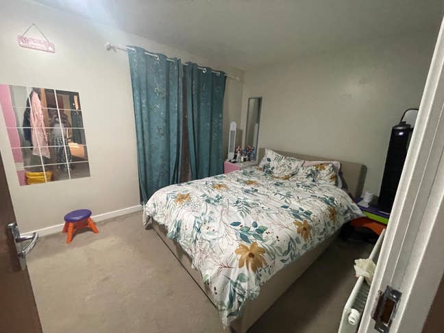 Beautiful Large double bedroom -  single occupancy Main Photo