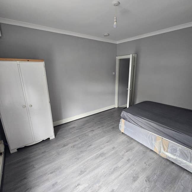 Brand New Rooms  Students  Professionals B29 Main Photo