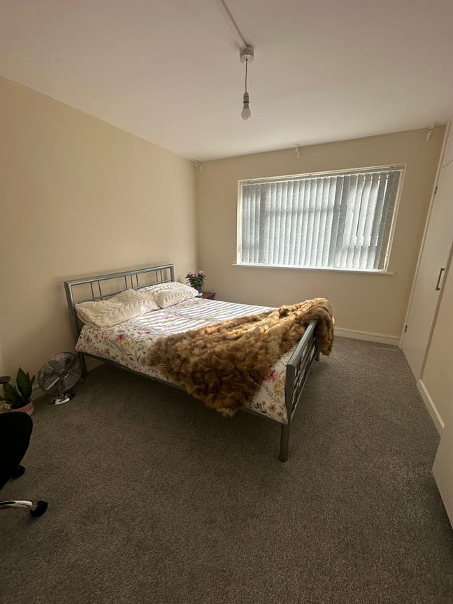Double Spacious Room Available (Females Only) £675 Main Photo