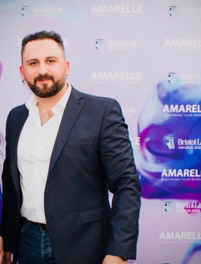 Professional Male seeks a double room Main Photo