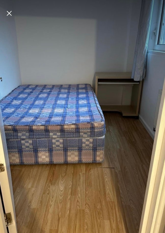 Double size bedroom  Main Photo