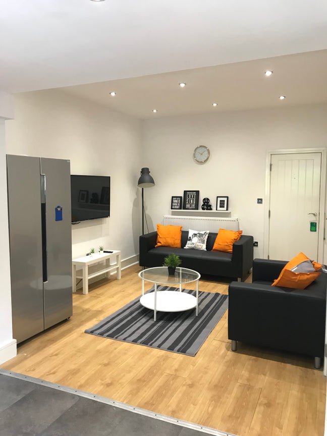 Student Ensuite Rooms in House Share Main Photo