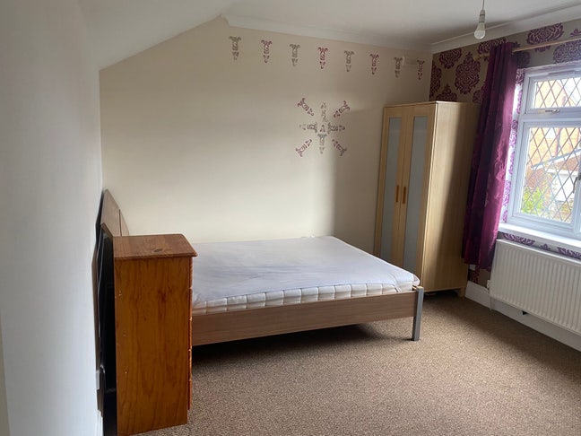 Double Room to let  Main Photo