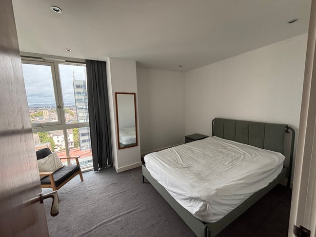 Room For Rent Main Photo