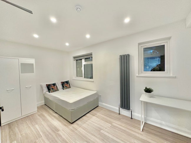 Ensuite available in Marylebone  Main Photo