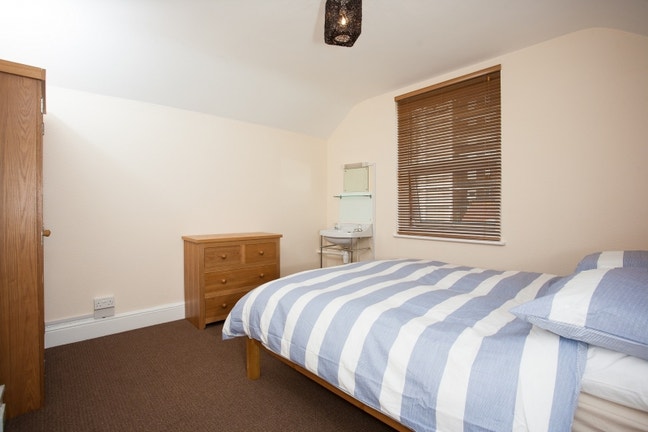 Rooms to Rent, All Bills Included, No Deposit,Furn Main Photo