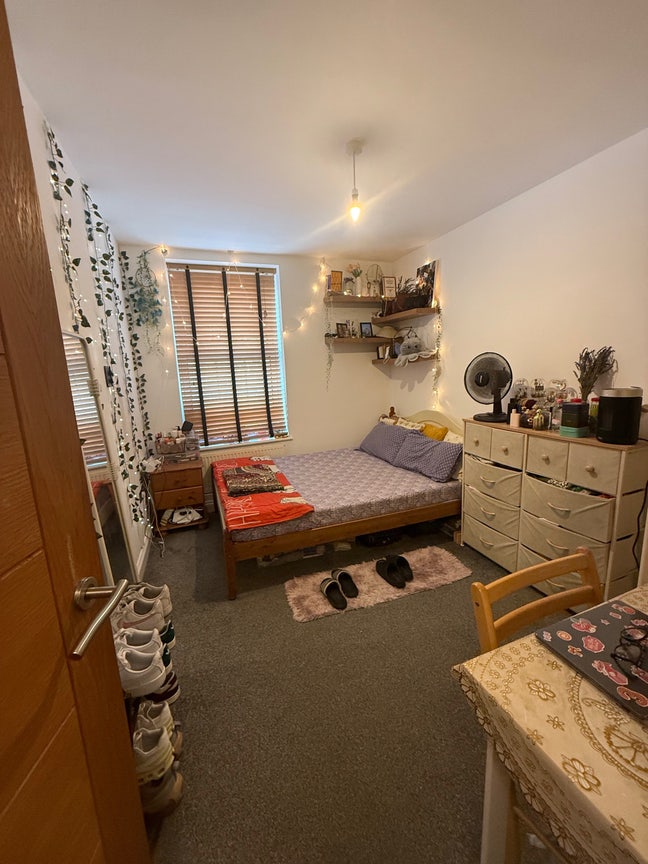 A Beautiful room in 2BHK Flat- Elephant and castle Main Photo