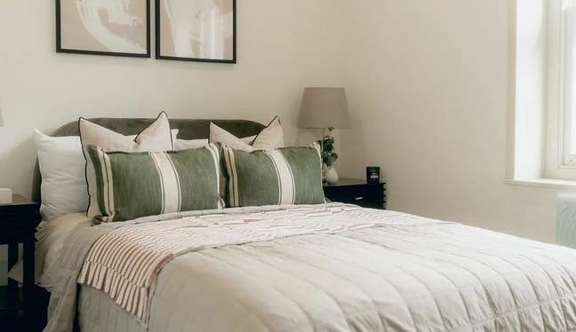Modern Radiant Room By Station Main Photo