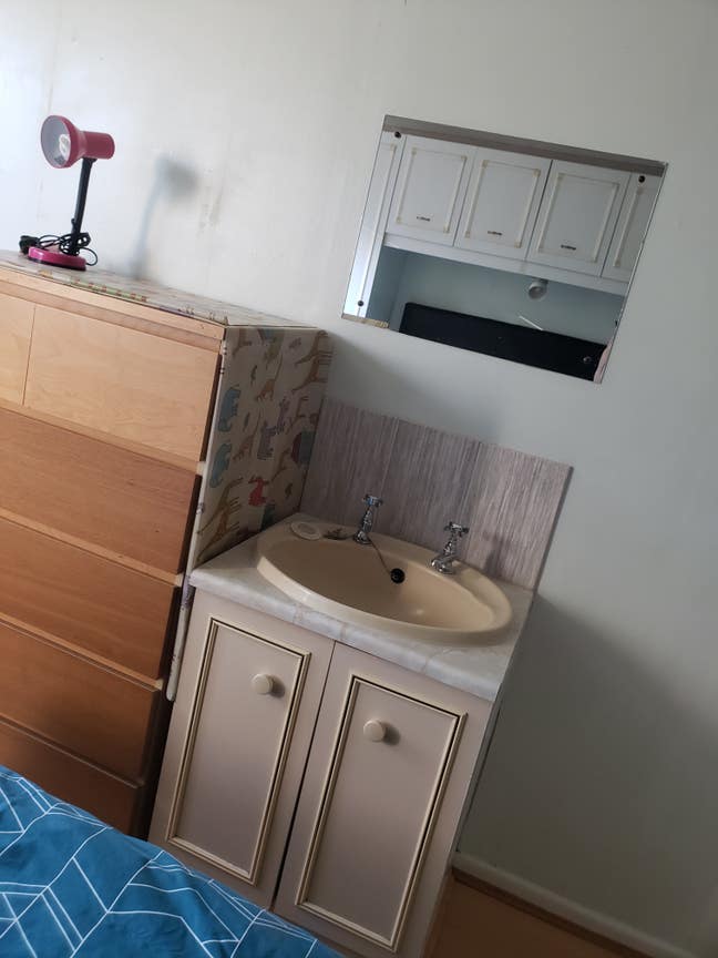 Room to rent Main Photo