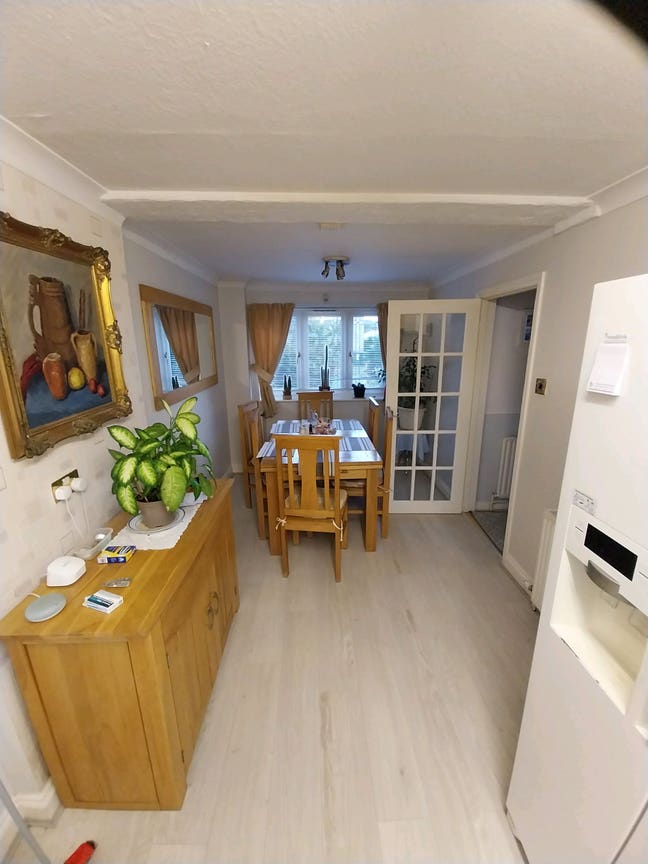 Double room in large house Main Photo