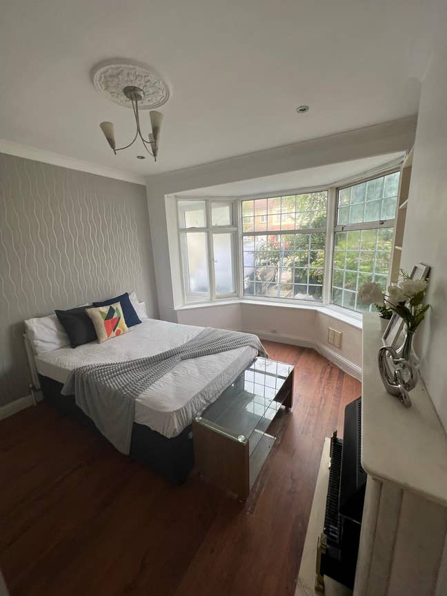 Double Room Available  in Alperton HA01 Main Photo