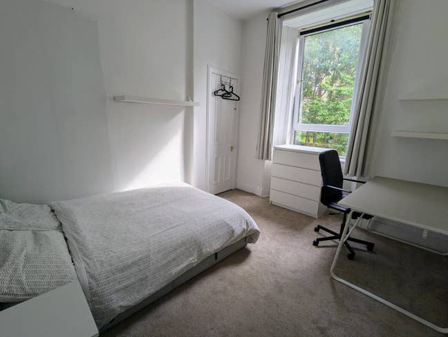 Student Room for Rent  Main Photo