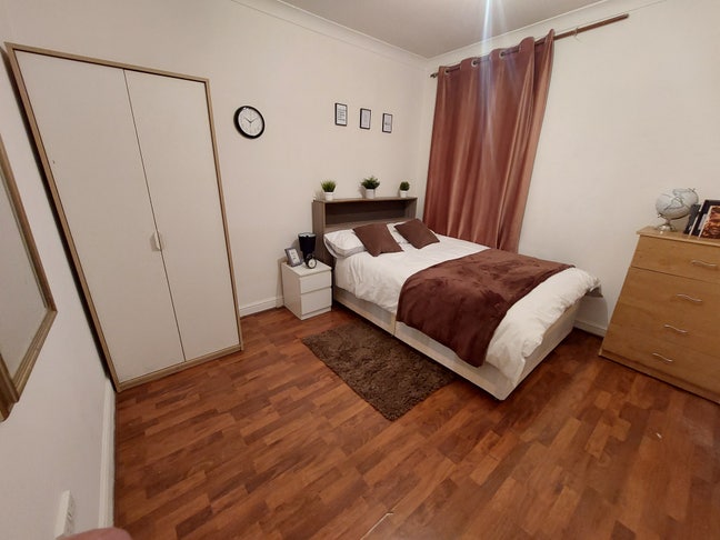 **Premium Double Rooms, 10mins to Station** Main Photo